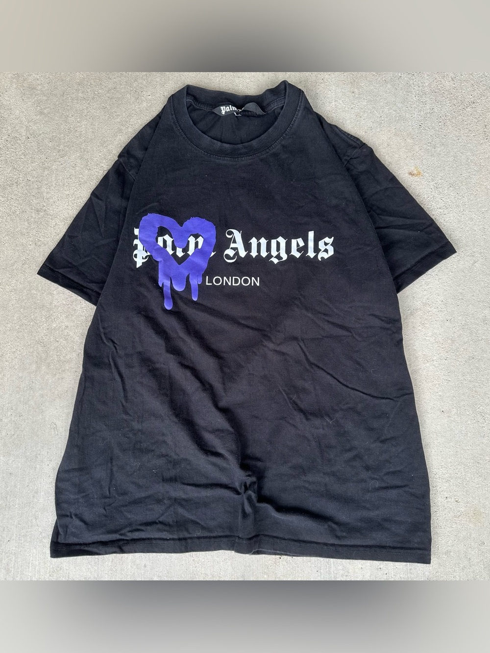 Palm Angels London Sprayed Purple Heart Black Graphic Logo Men’s T-Shirt